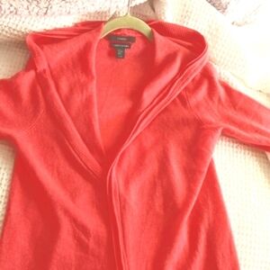 CASHMERE hooded sewater NWOT